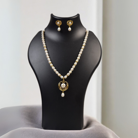 <div style="font-family: 'Georgia', serif; color: #333; line-height: 1;">   <h2 style="color: #b88e56; font-size: 0.8em; letter-spacing: 2px;  margin-bottom: 15px;">Aurelian Pearl Drops</h2></div>